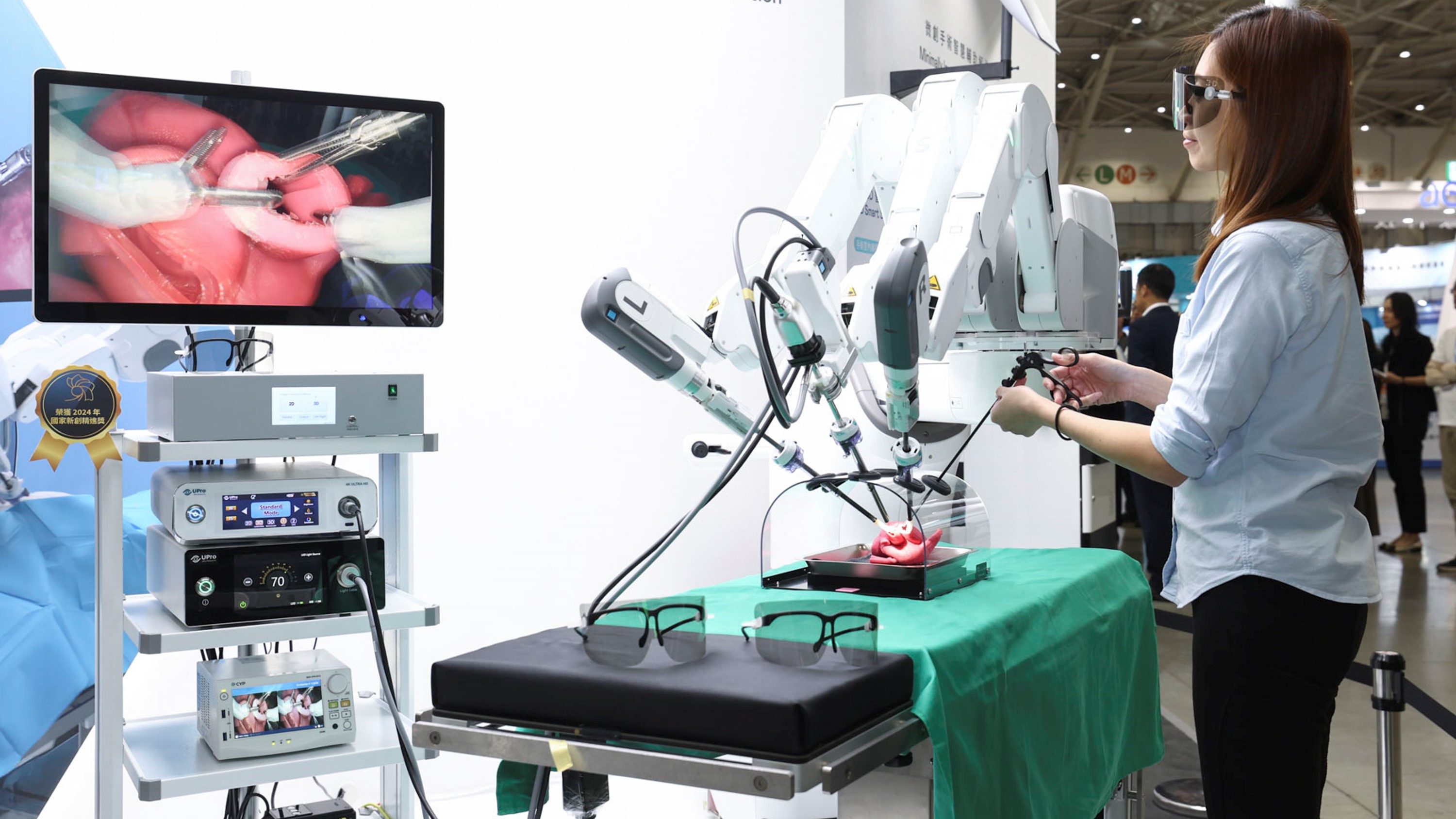 �_(d��)�挒ҕ��3D�t(y��)���@ʾ���ɑ�(y��ng)��춙C(j��)�������g(sh��)���r(sh��)3D��Q�������ṩ�t(y��)���F(tu��n)�(du��)���r(sh��)��ͬ����3D���g(sh��)Ӱ��������ͨЧ���c���g(sh��)��ȫ��